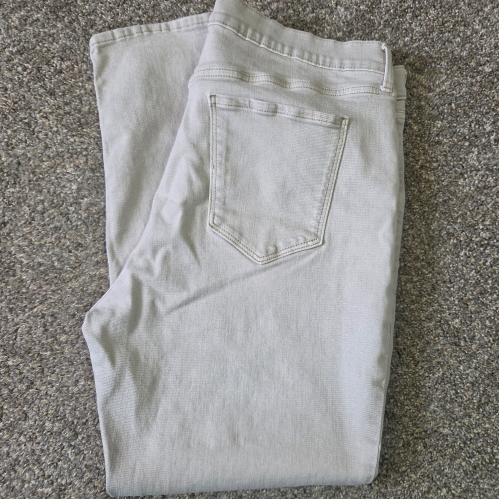Old Navy Women 16 Skinny Jeans Light Khaki Tan Button Fly High Rise‎ Stretch